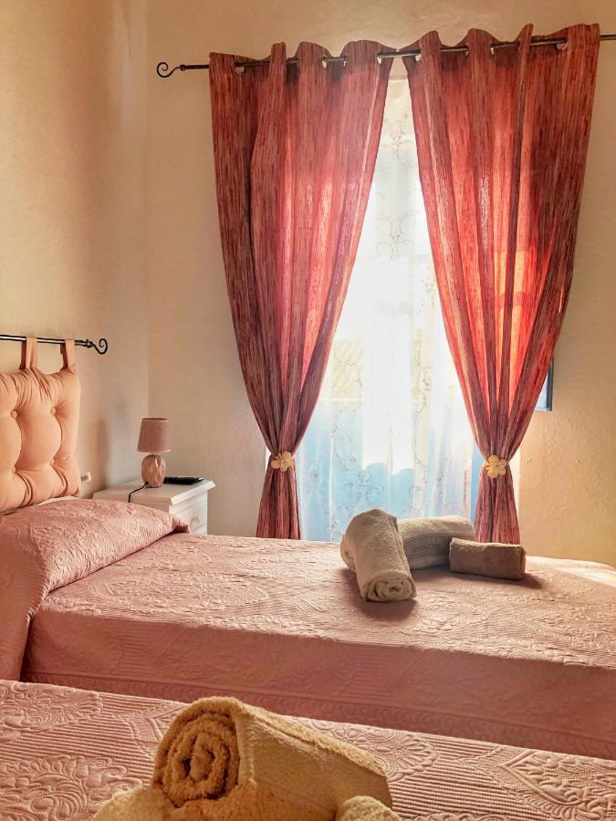 Bnb Le Janas Càbras Exteriér fotografie